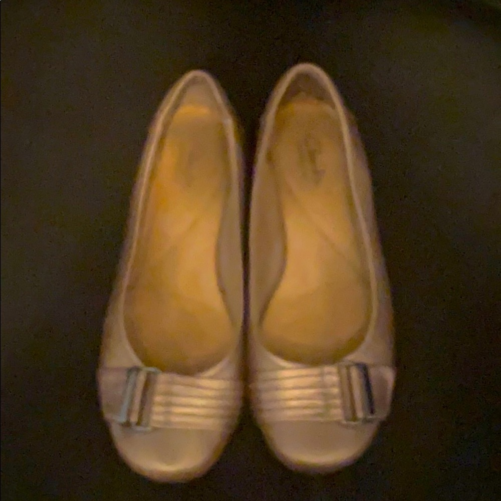 Clarks “Bendables” Flats